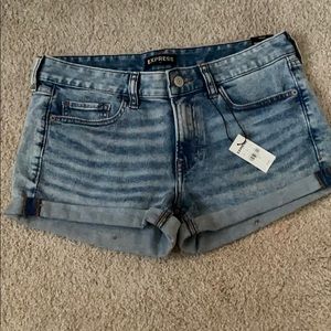 Express shorts